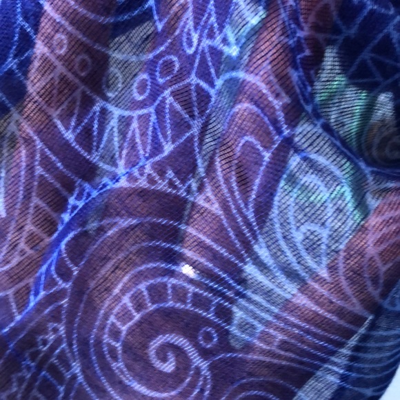 Scarf - Picture 3 of 4